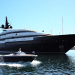 86M CUSTOM LUXURY YACHT