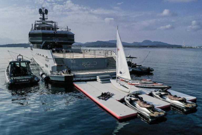 Swim Platform With Water Toys