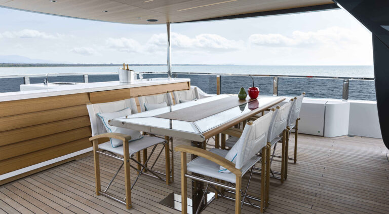 Top Deck Alfresco Dining