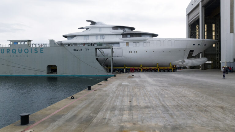 Turquoise 74m Transfer