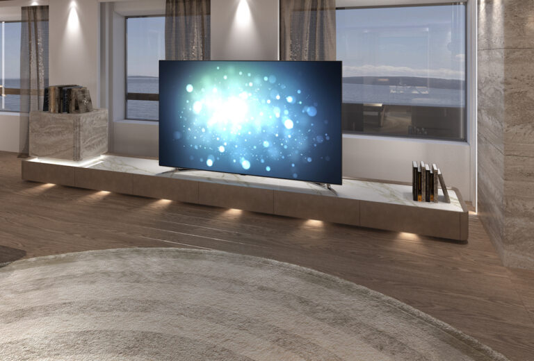 Tv In The Saloon
