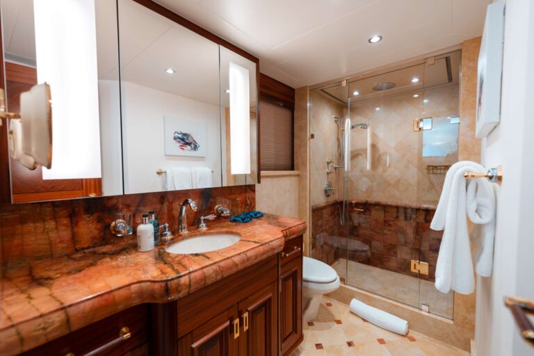 Twin Cabin Bathroom