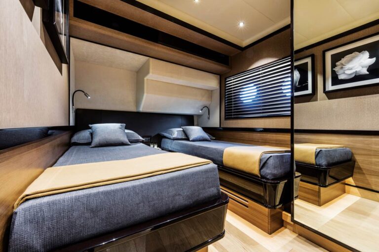 Twin Cabin - Sistership