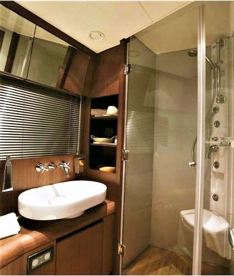 Twin Ensuite