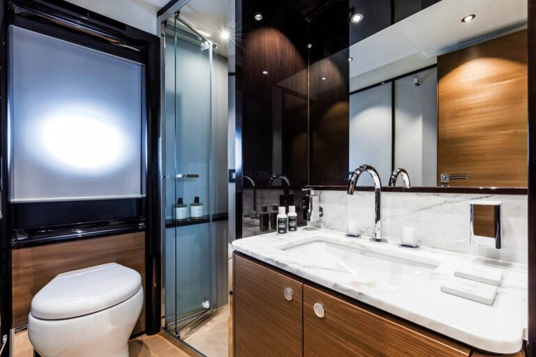 Twin Ensuite - Sistership