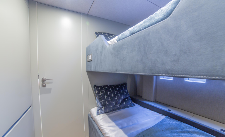 Twin Guest Cabin With Bunk Beds
