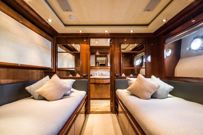 Twin Suite