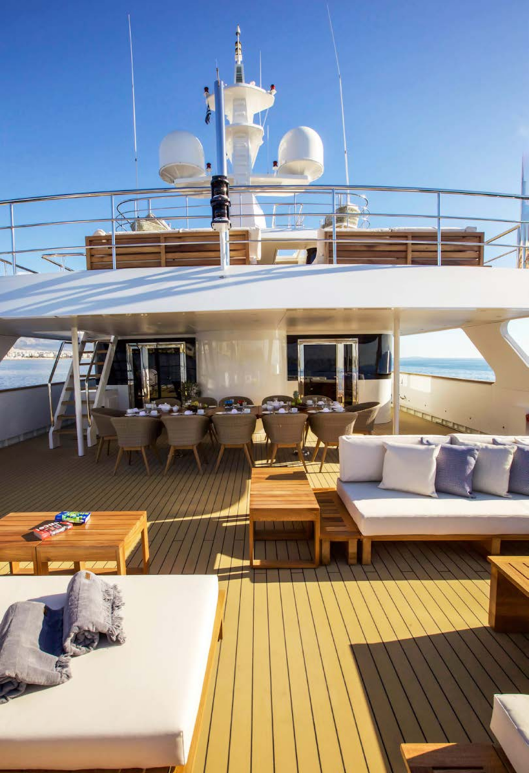 Upper Deck Dining And Seating