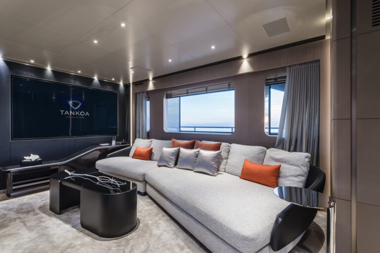 Upper Saloon - Cinema