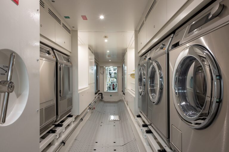 Utility Lower Deck Tunner Laundry Forward Area