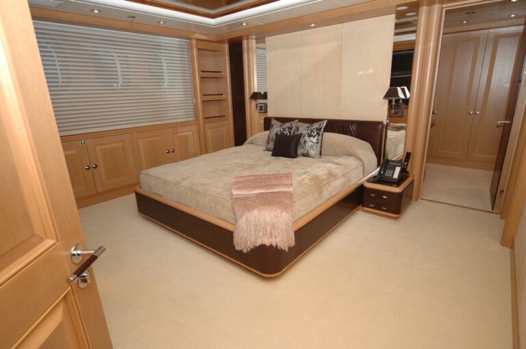 VIP Cabin