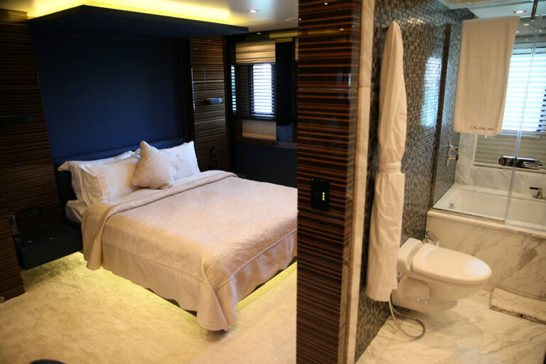 Voluminous Cabins