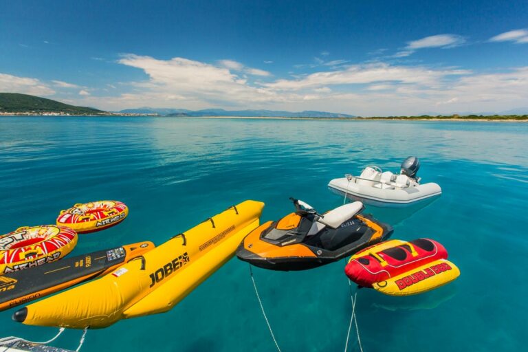 Water Toys And Equipment