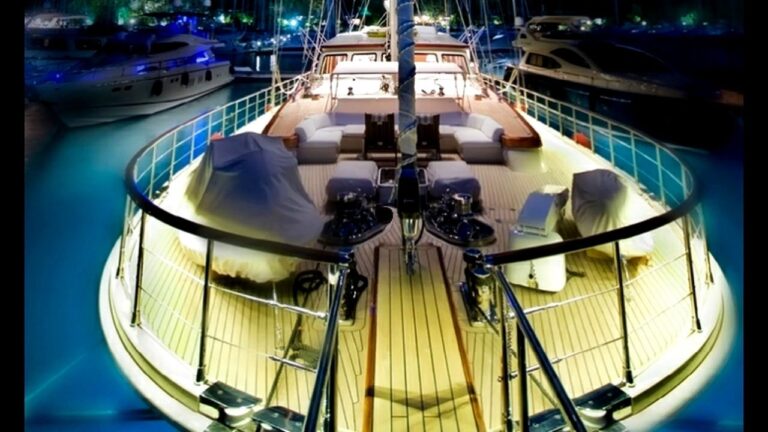 Yacht S DOGU
