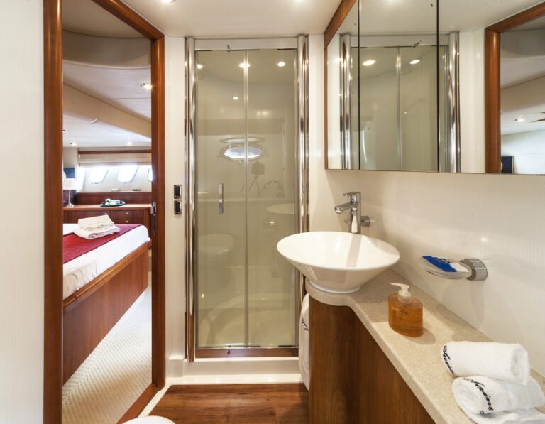 Yacht SAINT GEORGE