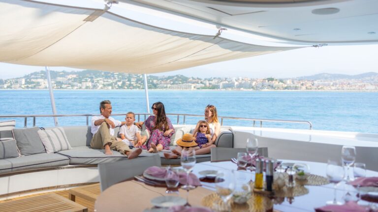 Yacht Family Cruise
