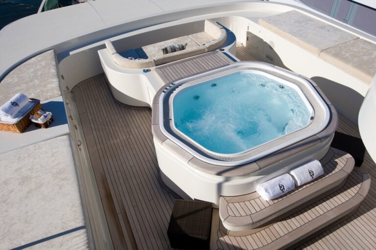 Malibu - Exterior