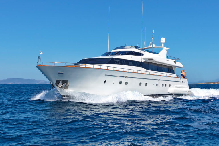 Yacht Martina