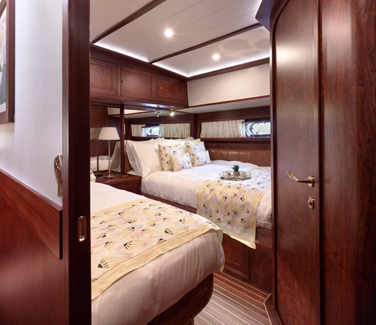Cabin WIth Double Bed