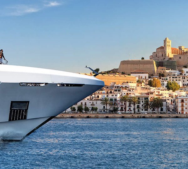Take a look at 147M PRINCE ABDULAZIZ – One of the Largest Yachts in the World