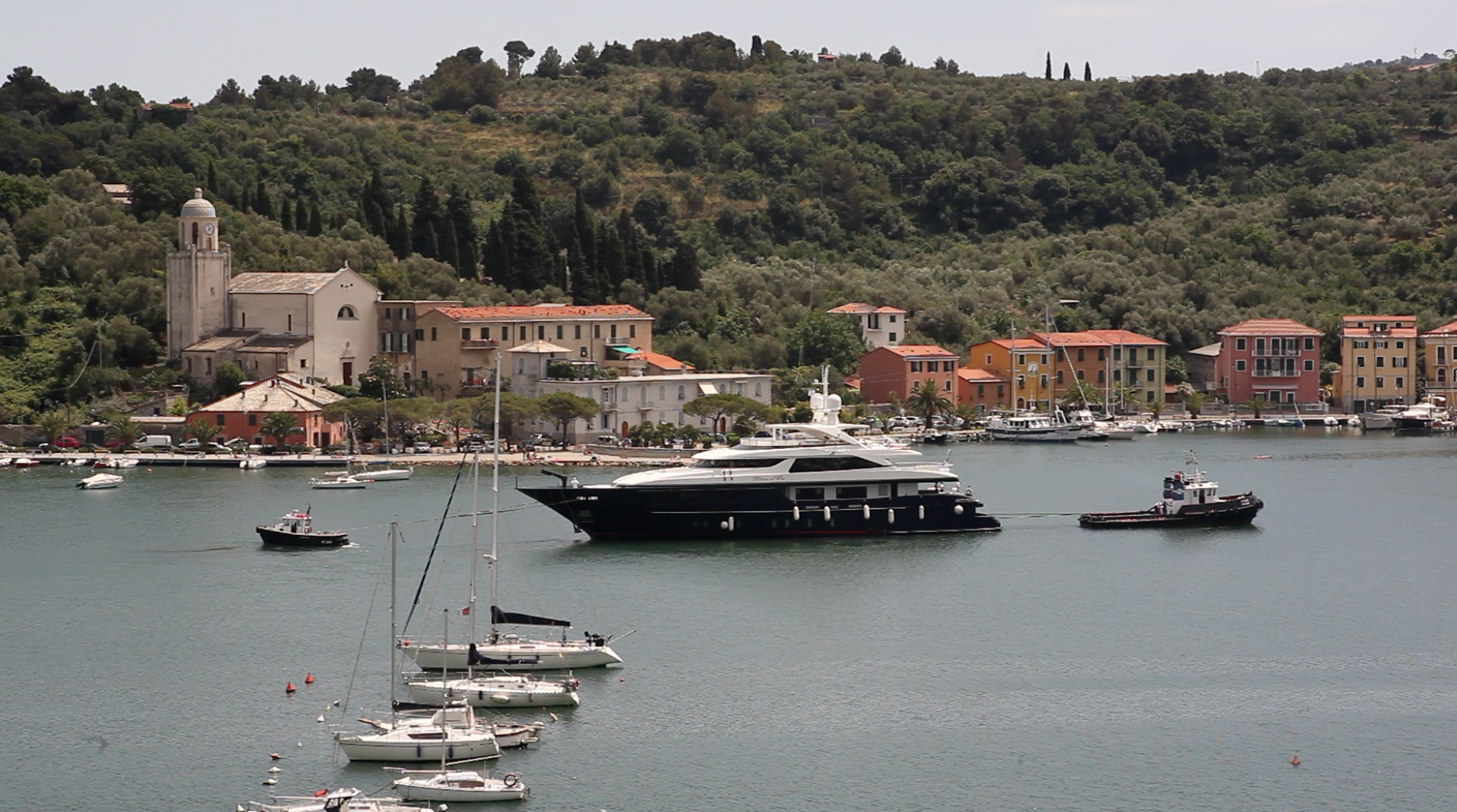 Sanlorenzo-46-Steel-Super-Yacht-Reve-dOr.jpg
