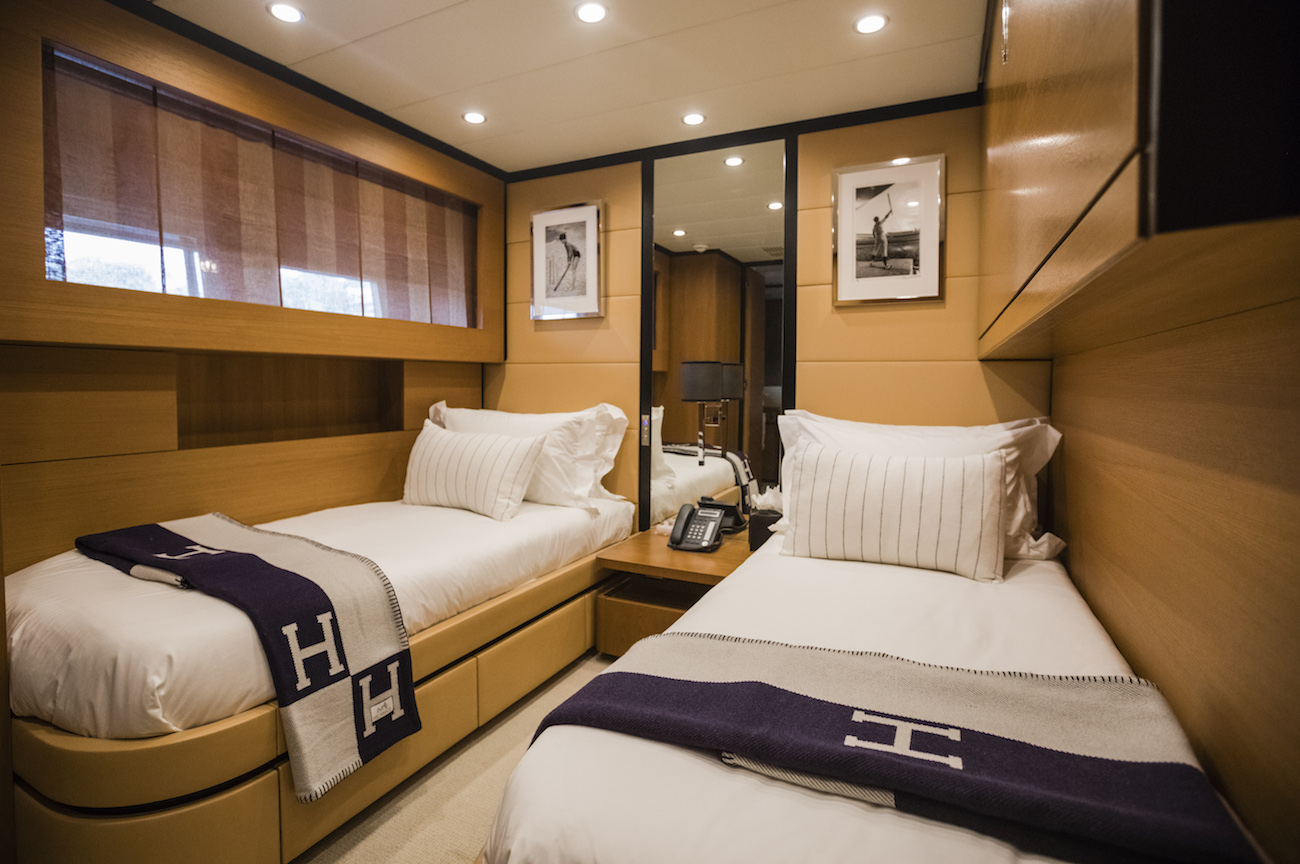  Twin Cabin.jpg