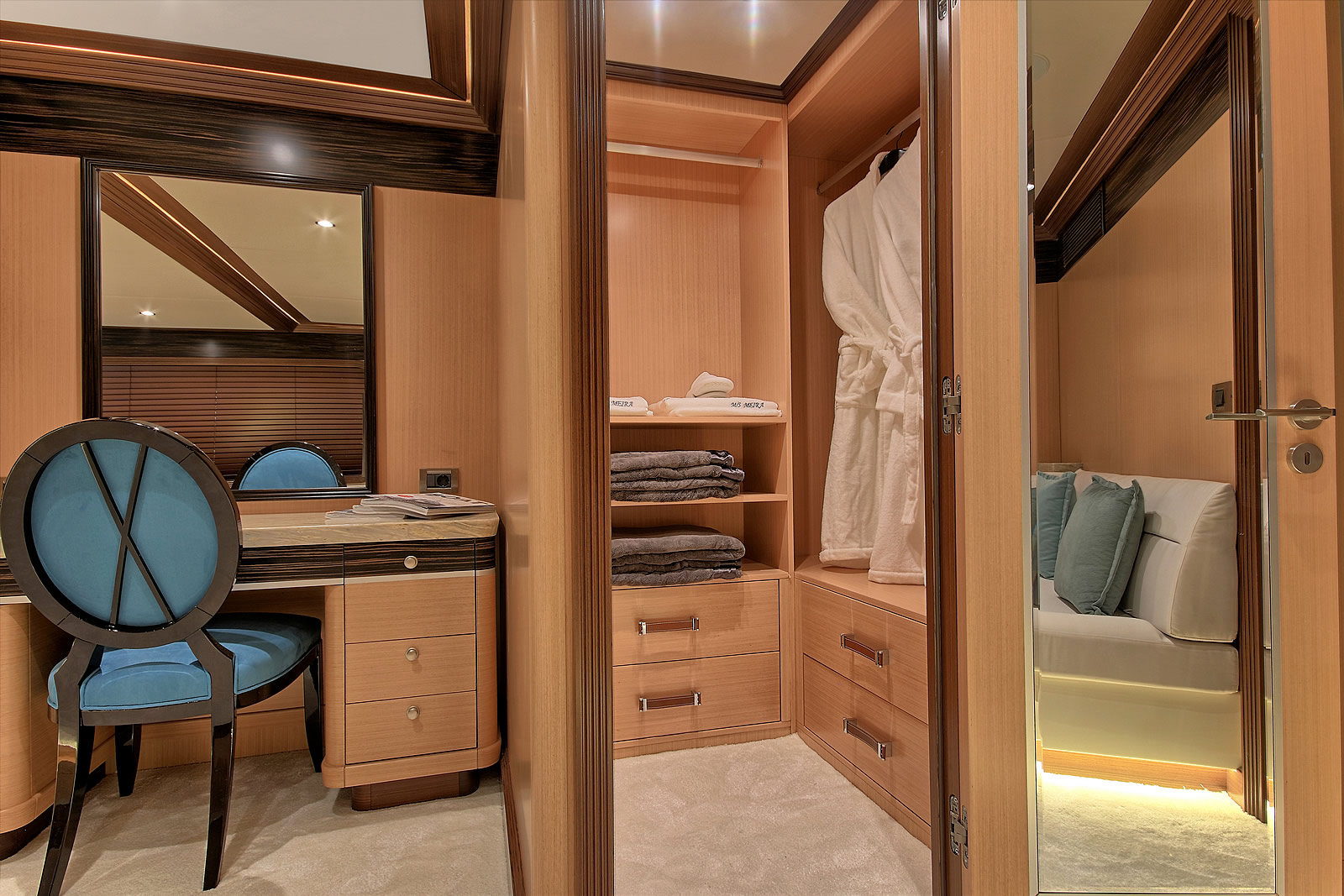  study and walk in wardrobe.jpg