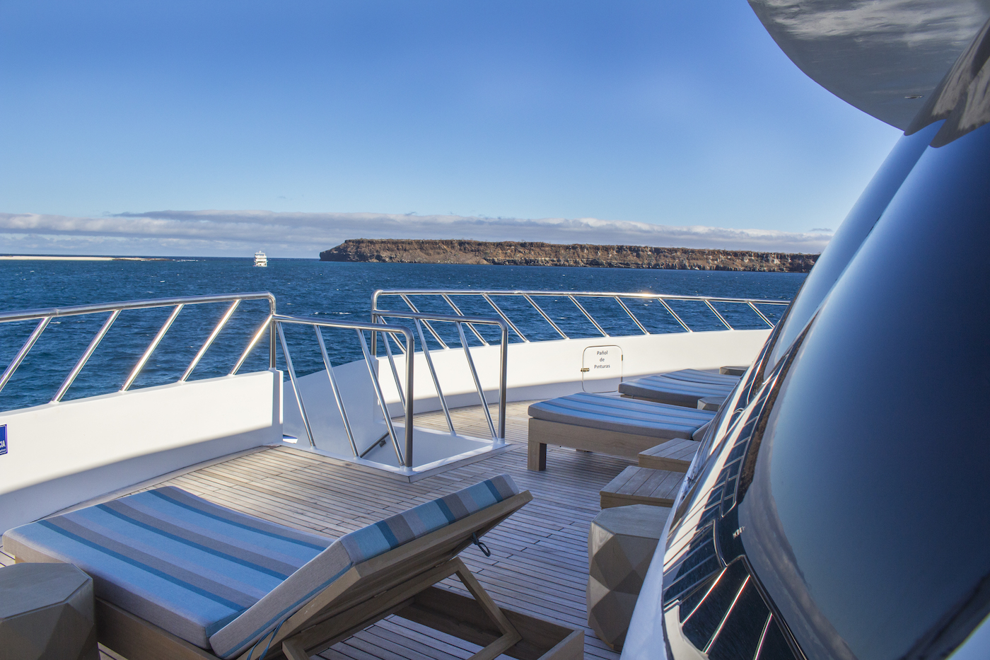  sunbathing area. .jpg