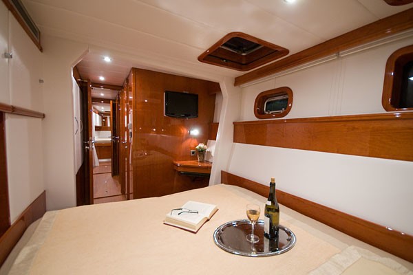 [18m-Yacht-CATSY]-1672-150.jpg