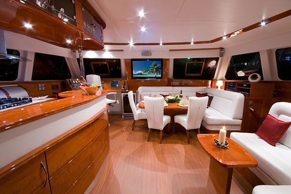 [18m-Yacht-CATSY]-1672-82.jpg