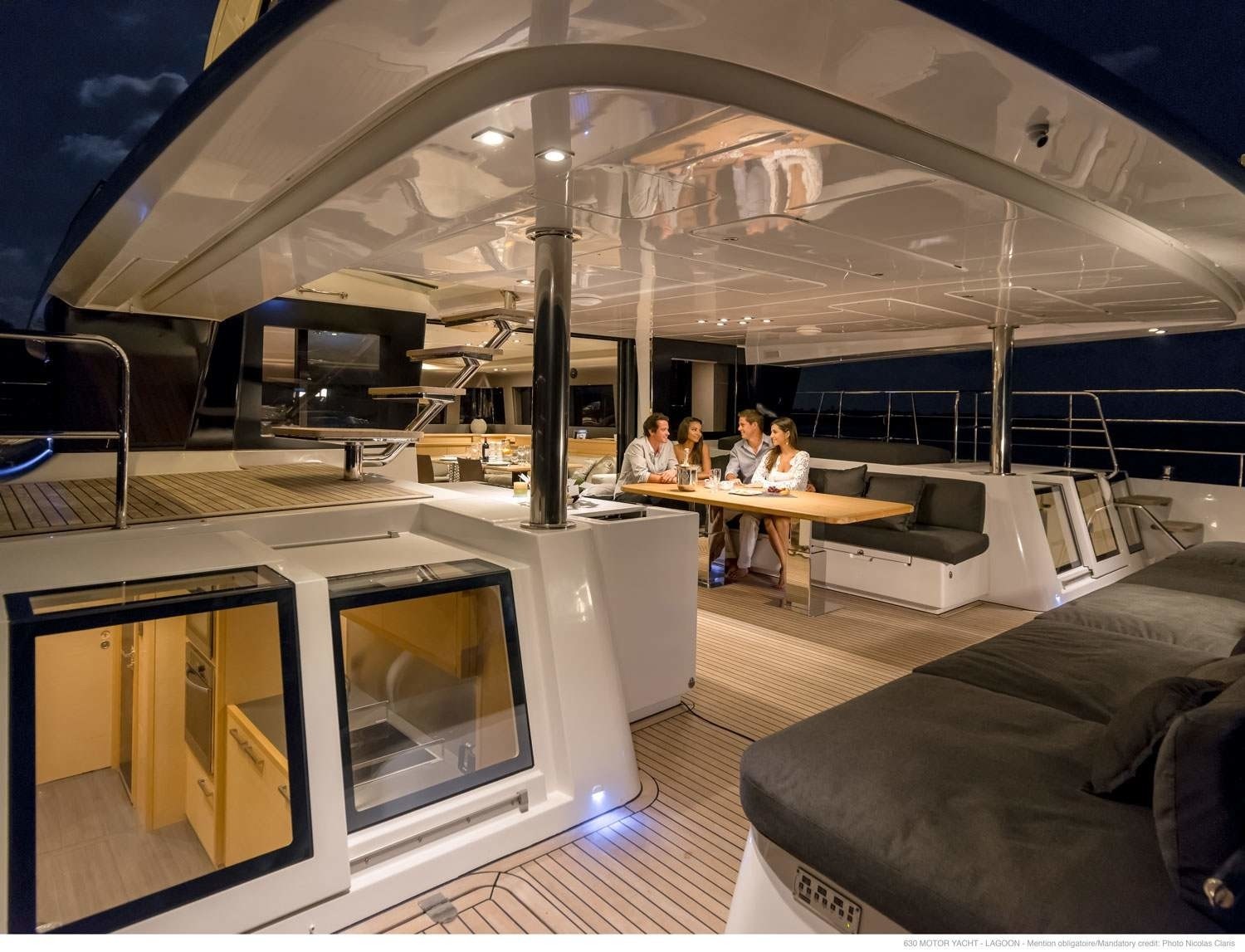 [19m-Yacht-CUTE-LITTLE-CAT]-10167-86.jpg