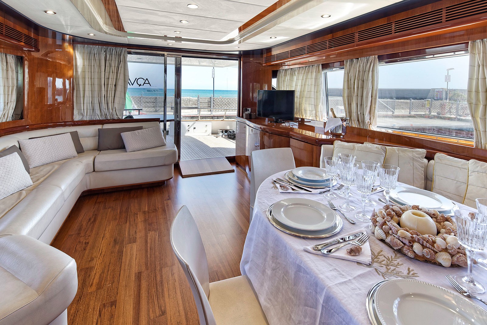 [21m-Yacht-AQVA]-10216-24.jpg