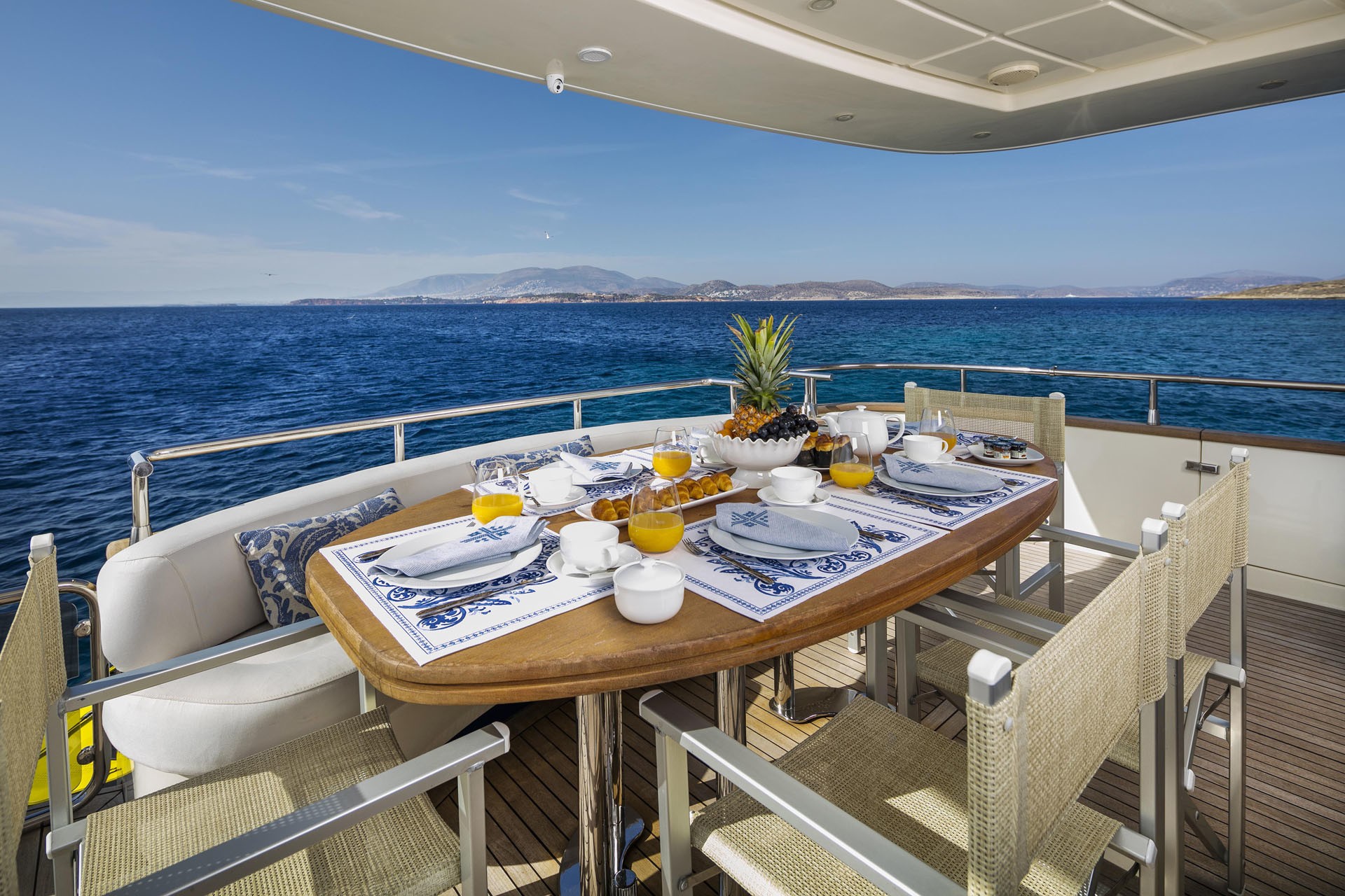 [22m-Yacht-GORGEOUS]-10284-82.jpg