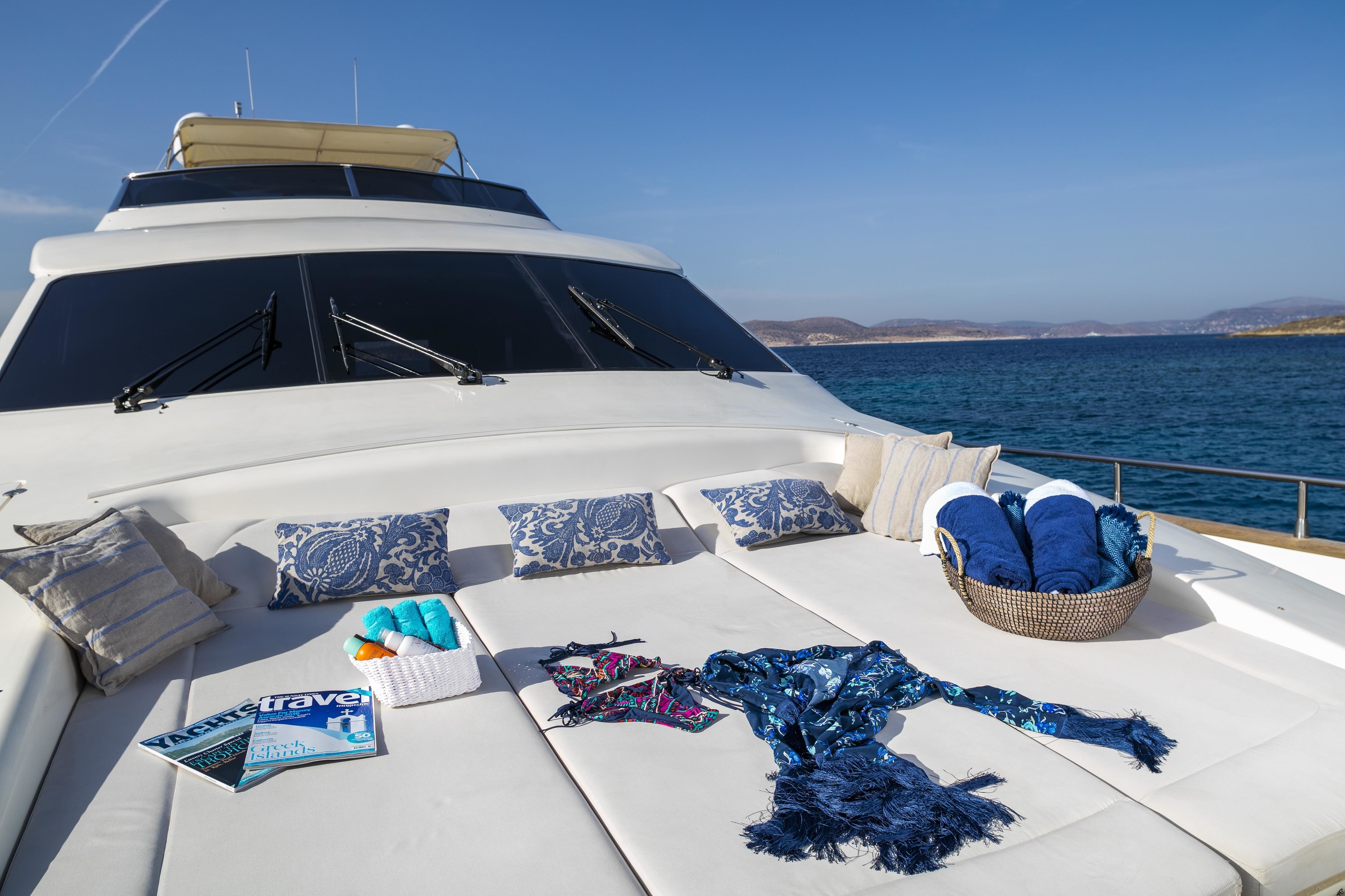 [22m-Yacht-GORGEOUS]-10284-89.jpg