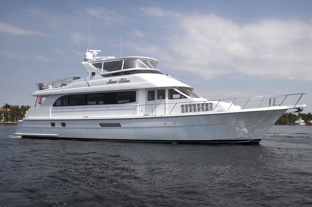 [22m-Yacht-SHEER-BLISS]-1813-18.jpg