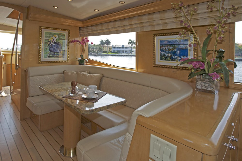 [22m-Yacht-SHEER-BLISS]-1813-29.jpg
