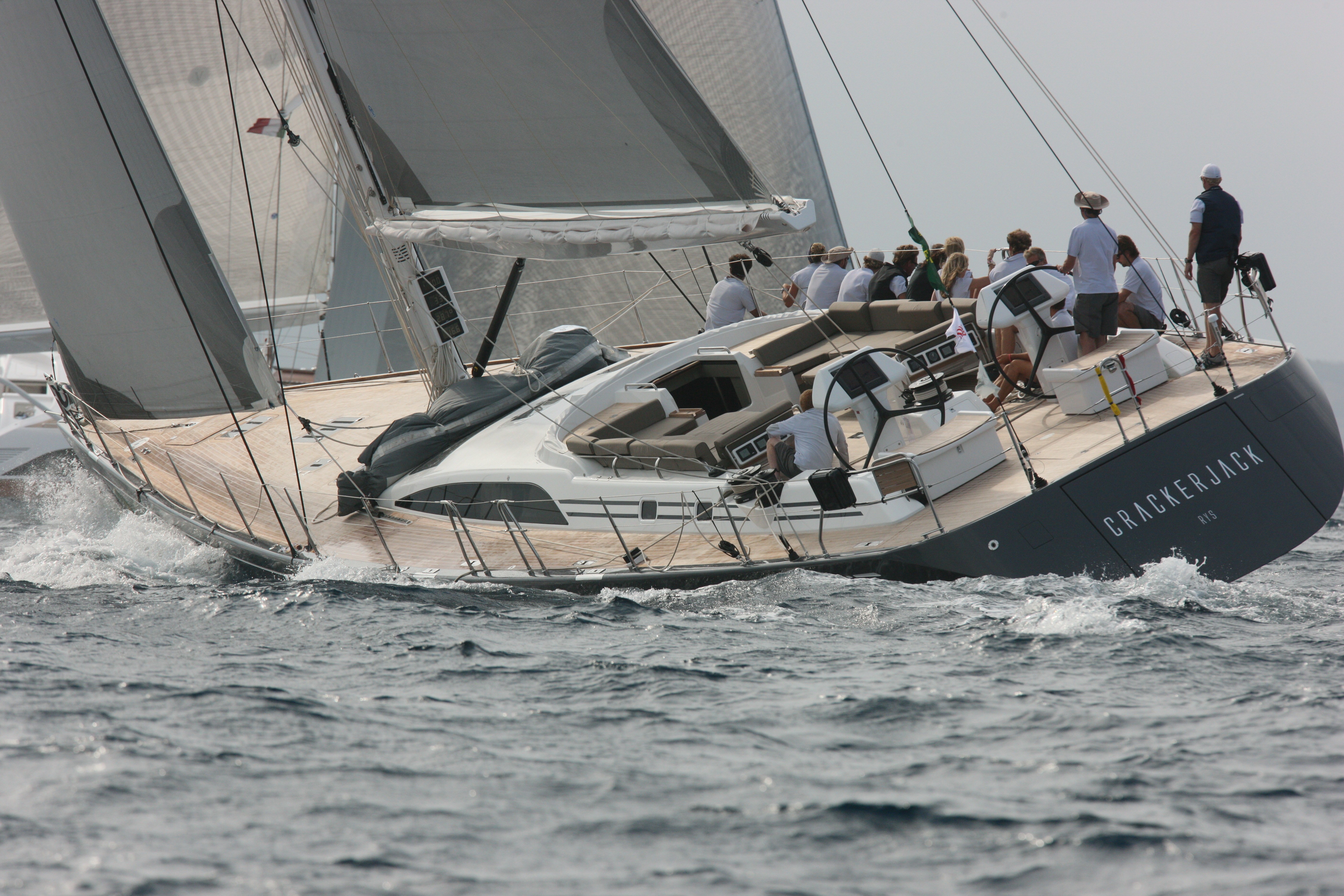 [24m-Yacht-CRACKERJACK]-1591-165.jpg