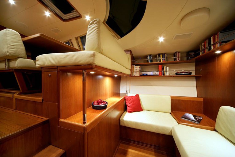 [24m-Yacht-SI-VIS-PACEM]-1314-157.jpg