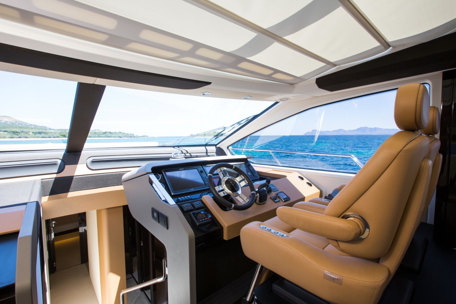 [24m-Yacht-TOFFEE-CRISP]-10256-138.jpg