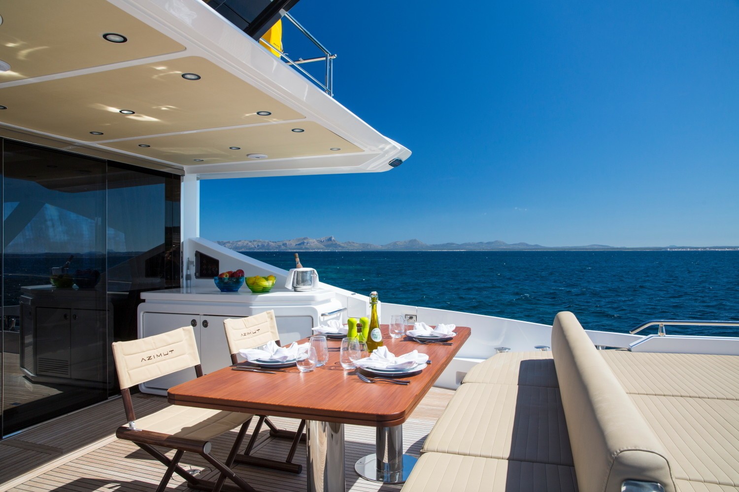 [24m-Yacht-TOFFEE-CRISP]-10256-82.jpg