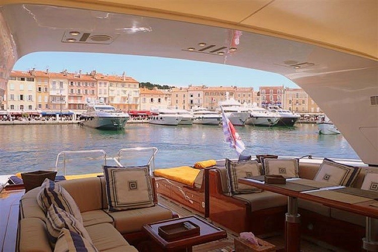 [25m-Yacht-MORFISE]-12718-62.jpg