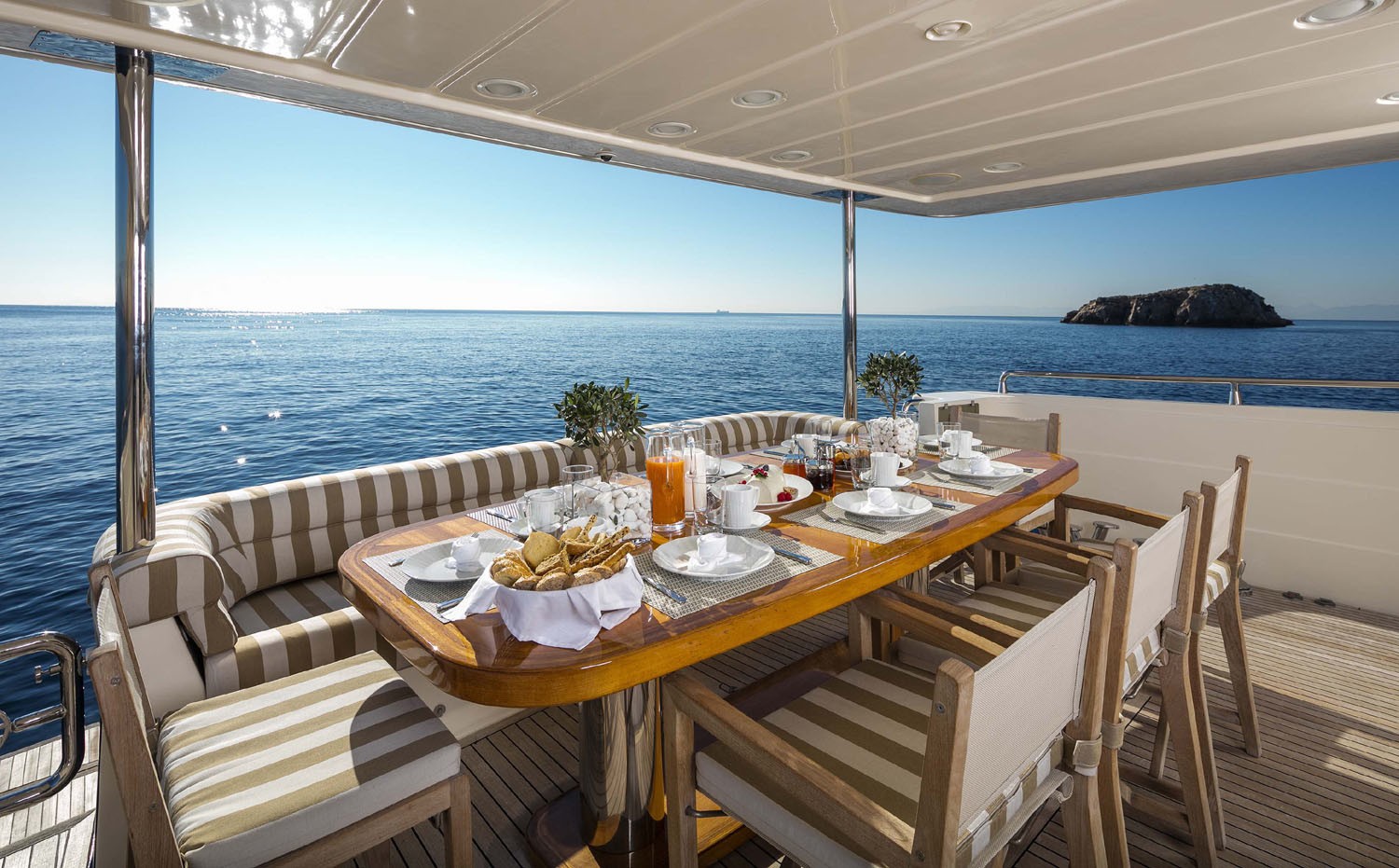 [25m-Yacht-MYTHOS]-10119-70.jpg
