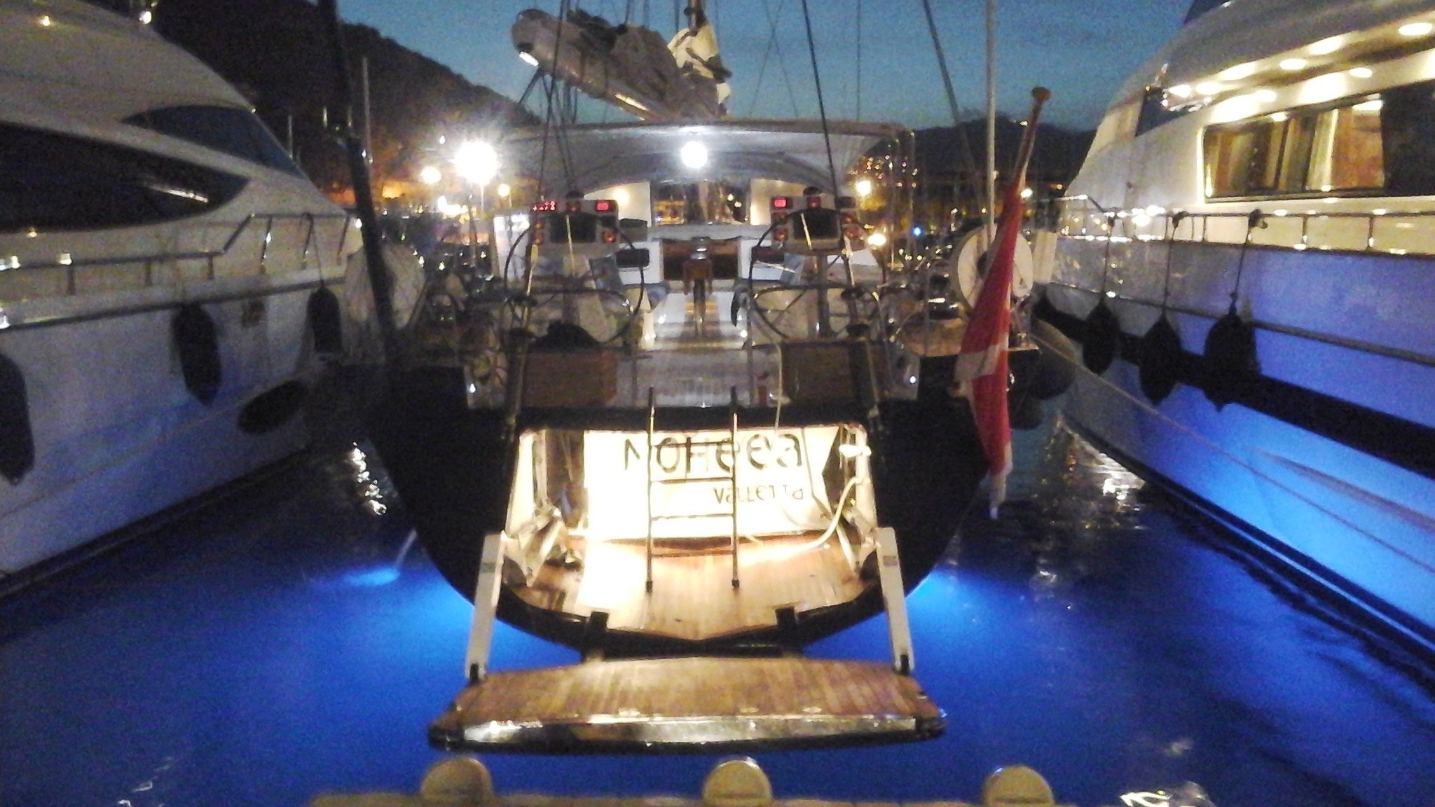 [25m-Yacht-NOHEEA]-1557-69.jpg