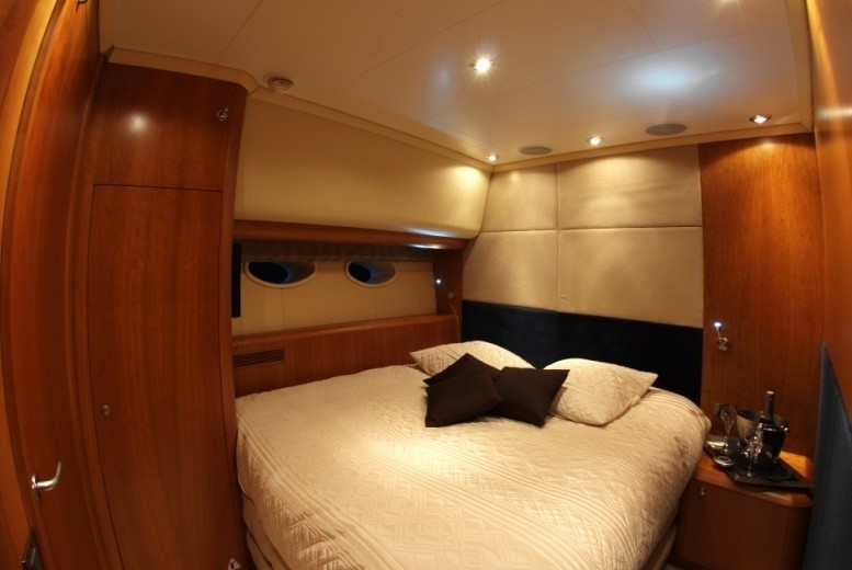 [25m-Yacht-ORACLE-II]-1309-112.jpg