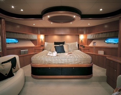 [25m-Yacht-SERENITY]-1603-100.jpg