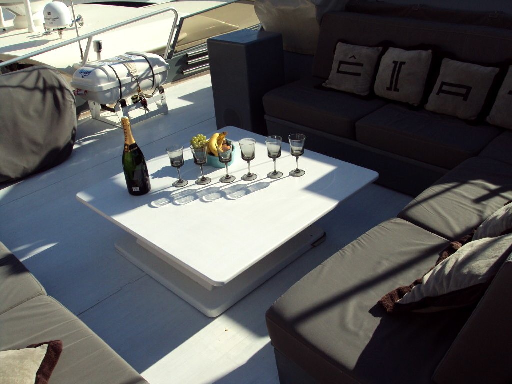 [26m-Yacht-CHATO]-1606-125.jpg