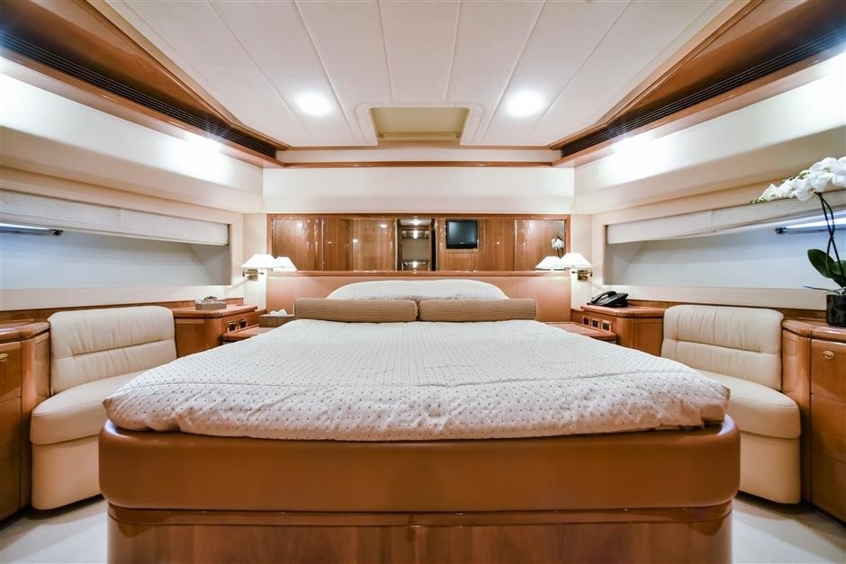 [27m-Yacht-DAY-OFF]-10192-171.jpg