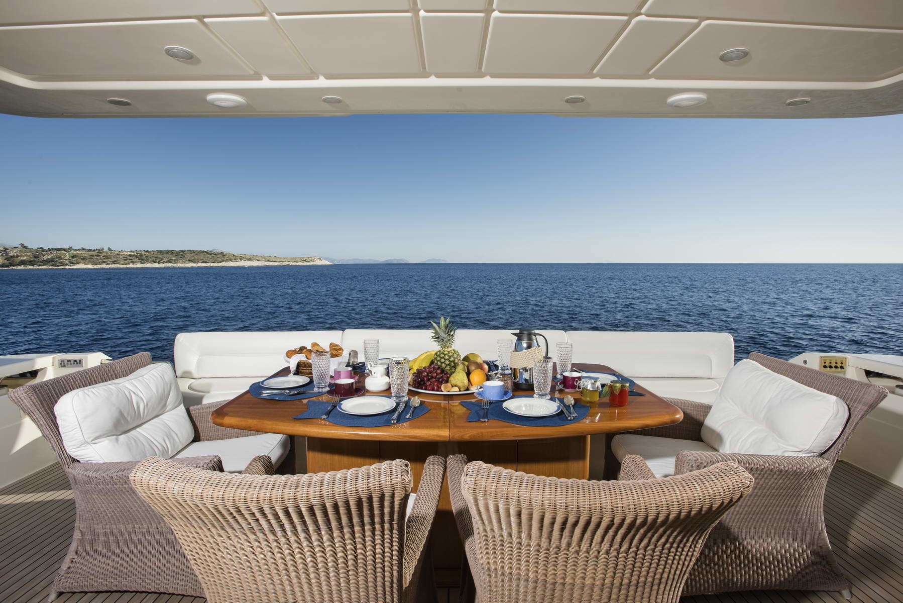 [27m-Yacht-DAY-OFF]-10192-76.jpg