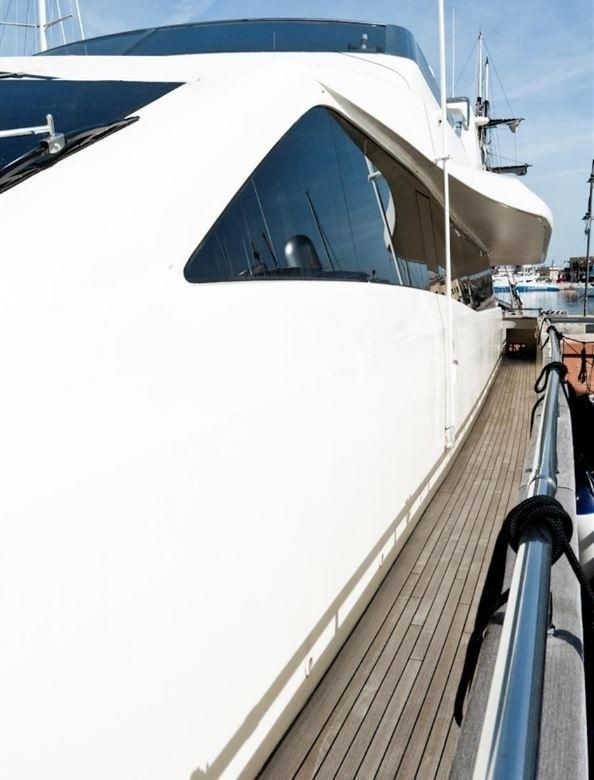 [28m-Yacht-ALRISHA]-1416-167.jpg