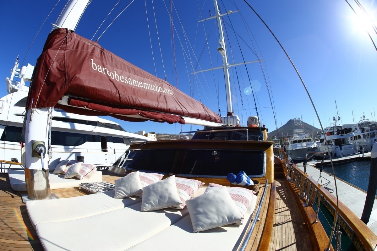 [28m-Yacht-BESAME-MUCHO]-10146-85.jpg